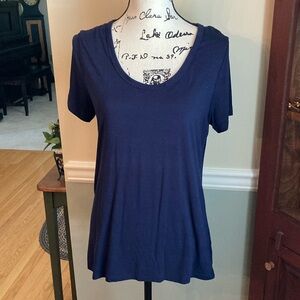 A New Day navy scoop neck Tshirt